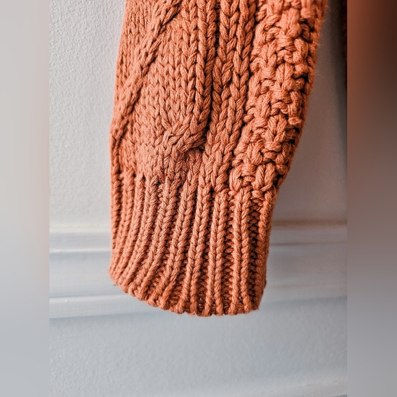 Jackson Rowe Pluto Cable Knit Cardigan - Picture 9 of 9